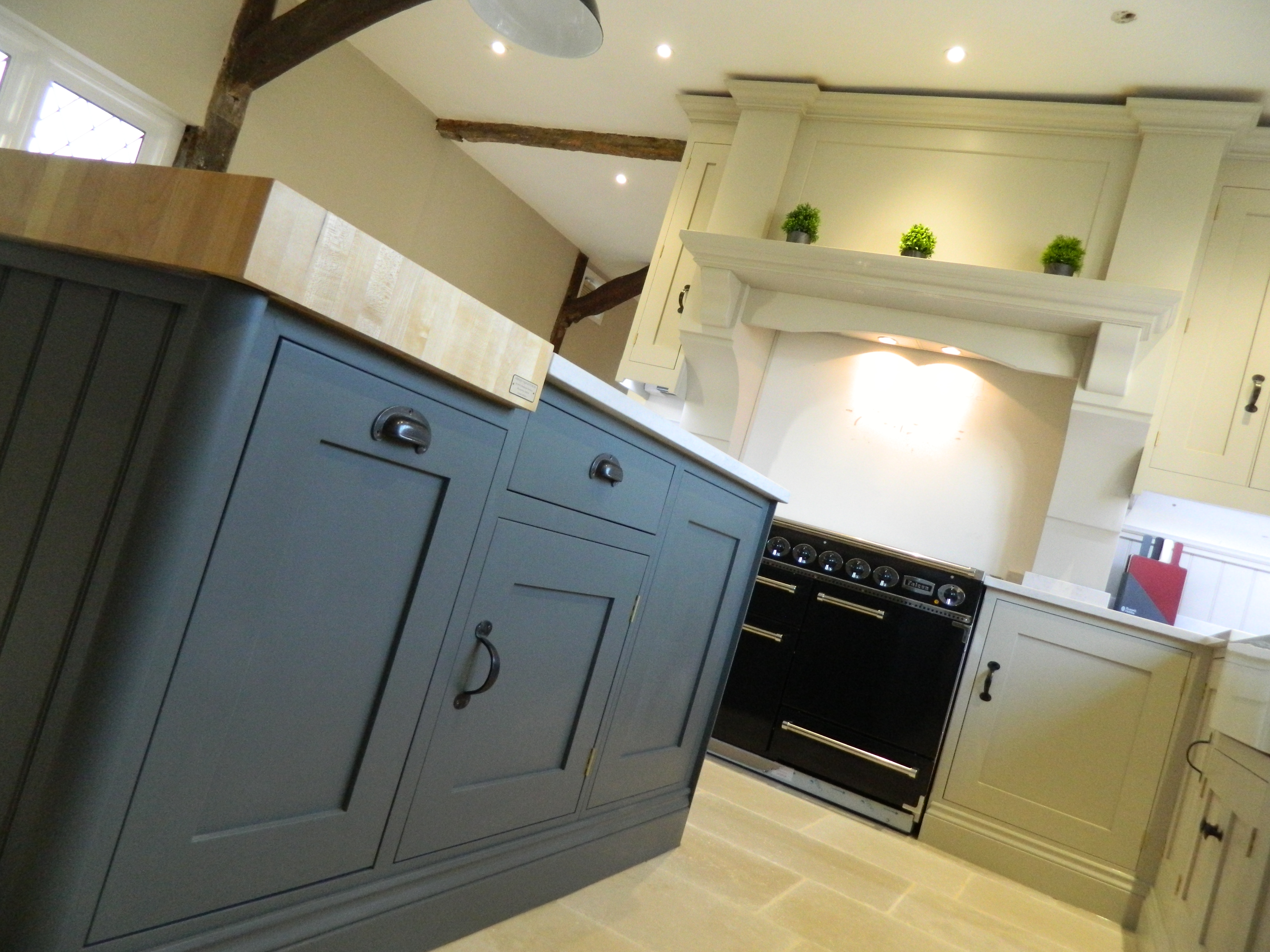 Bespoke plate rack fitted around an existing beam